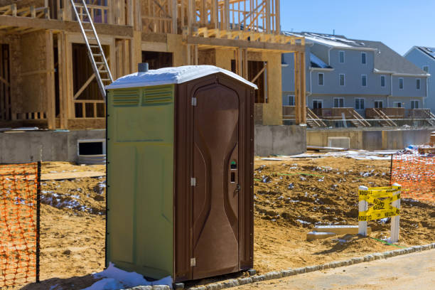 Best Portable restroom trailer rental  in , TN